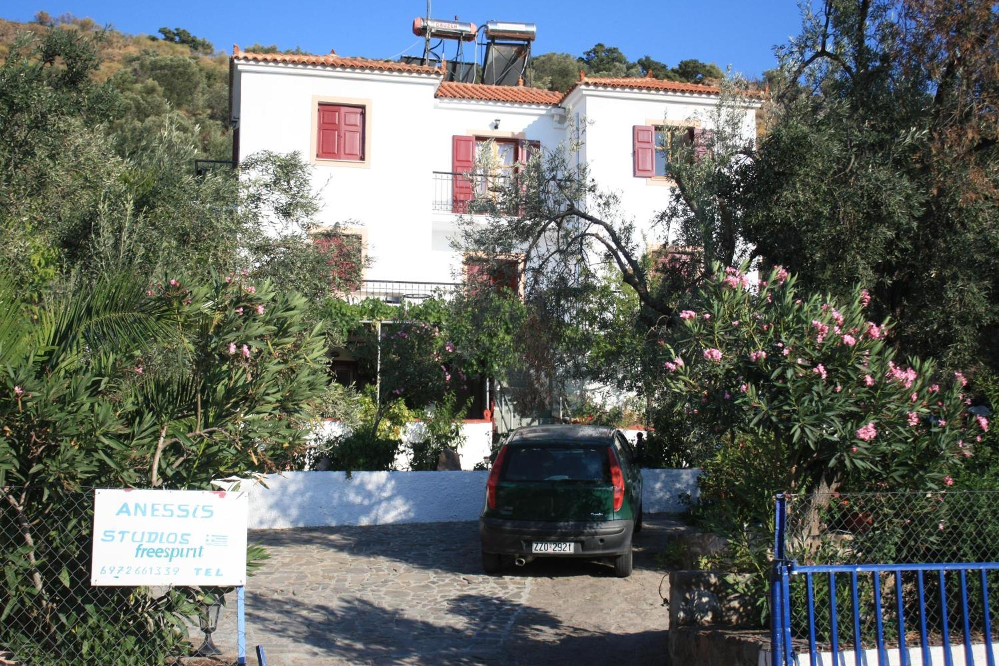 Anessis Cosmos Aparthotel Anaxos Exterior photo